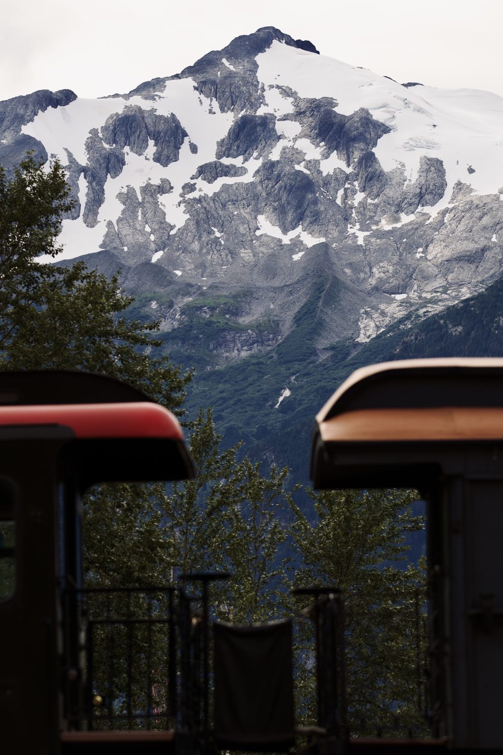 Rail cars under the peak